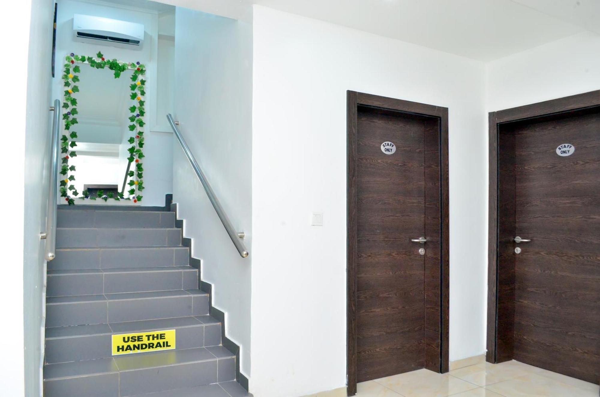 Proxima Centauri 4* Port Harcourt